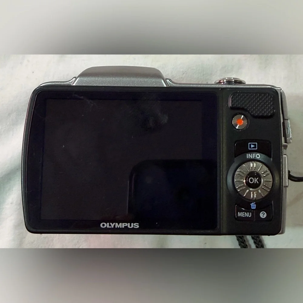 🔥Olympus SZ-10 Silver 14.0MP digital compact camera🔥 WORKING -TESTED